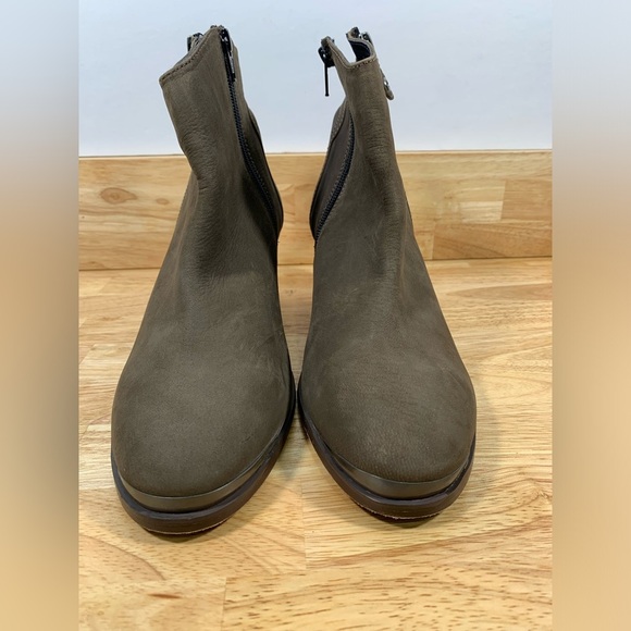 NEW Diba 10 Green Brown Sequoia Suede Leather Zip Booties - Picture 3 of 8